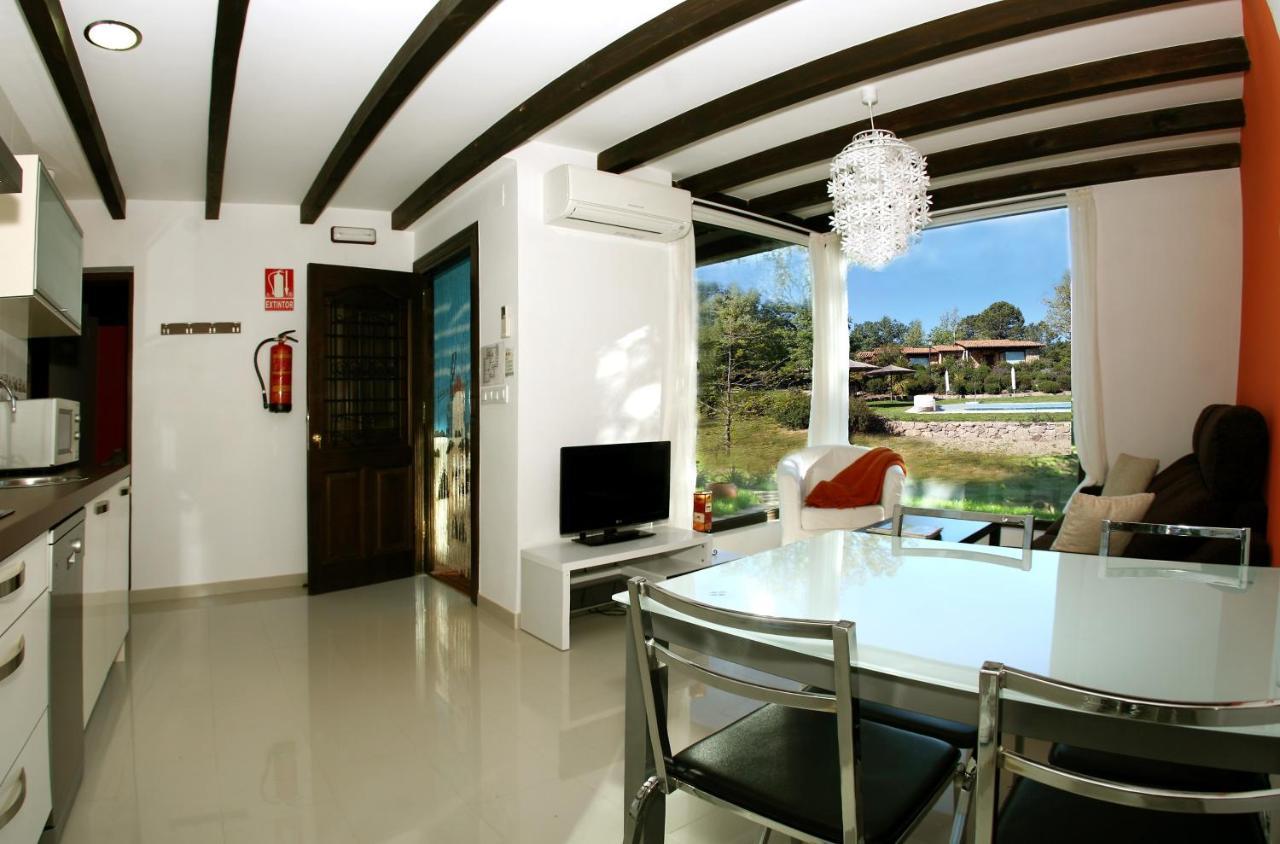 Apartamentos El Roble Valverde de la Vera Exterior photo